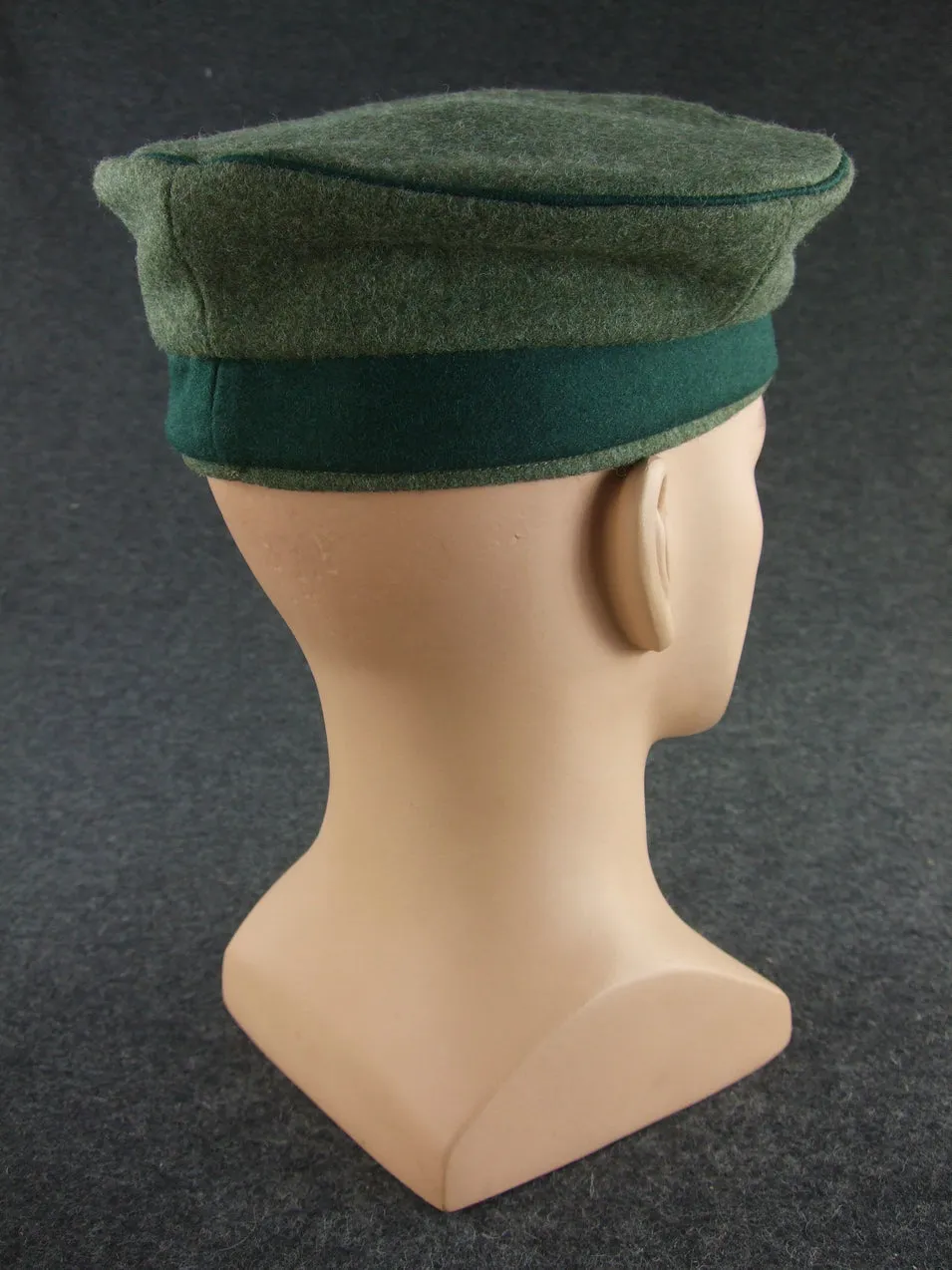 WW1 German EM Beret Cap M1917 Green Band   Green Piping